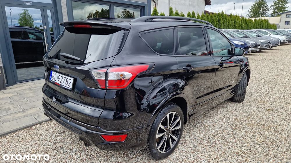 Ford Kuga 2.0 TDCi 4x4 ST-Line - 29