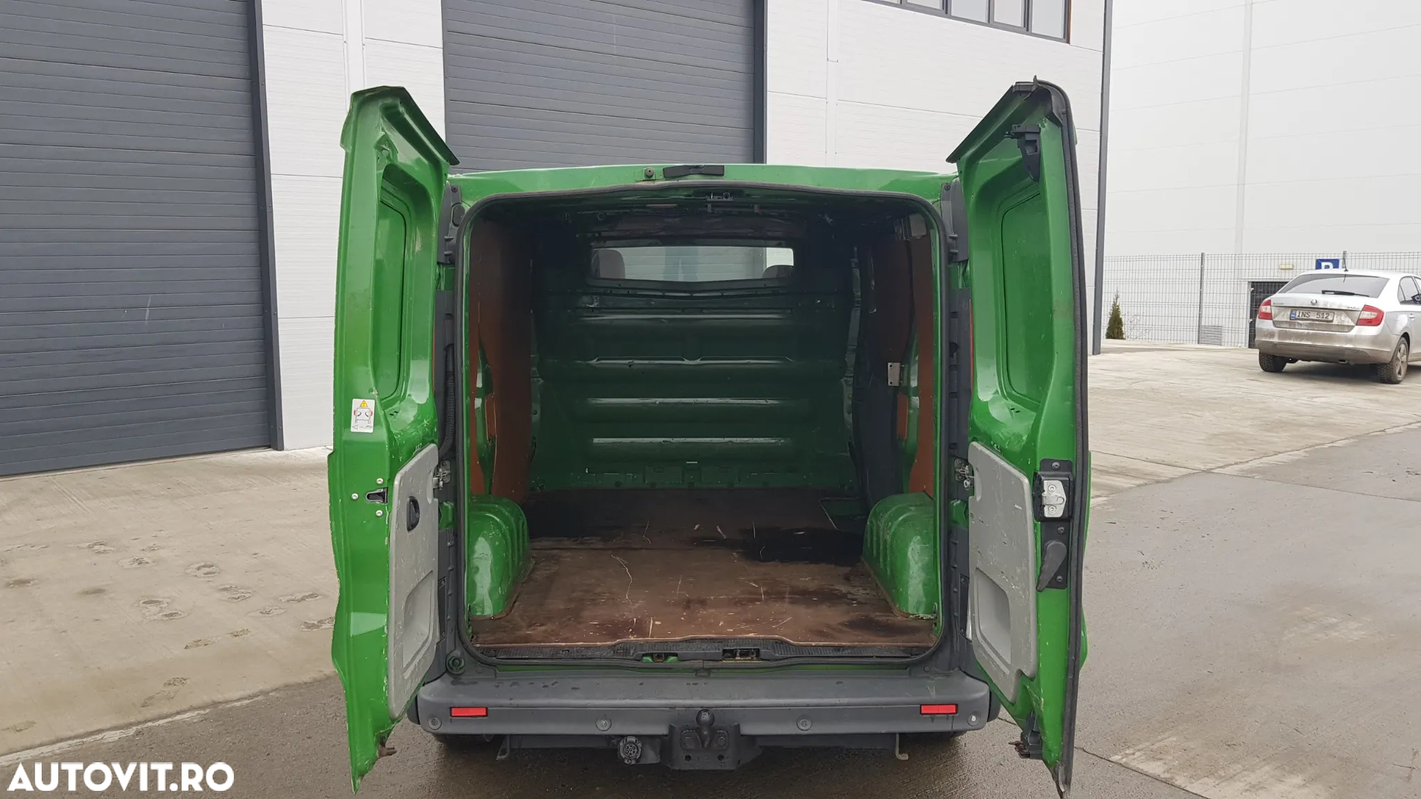 Renault Trafic 115 DCi - 12