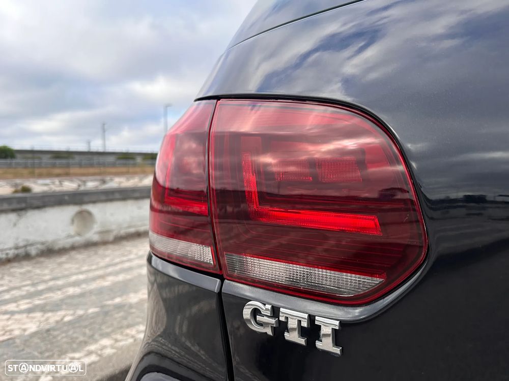 VW Golf 2.0 GTI - 17