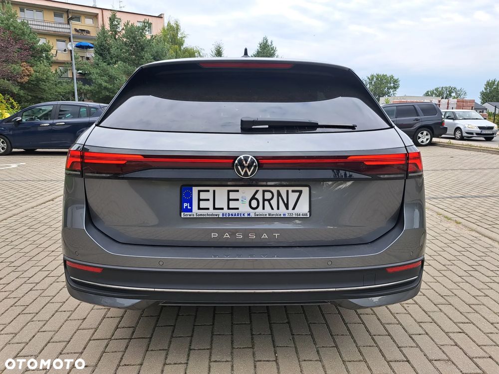 Volkswagen Passat 2.0 TDI EVO Business DSG - 26