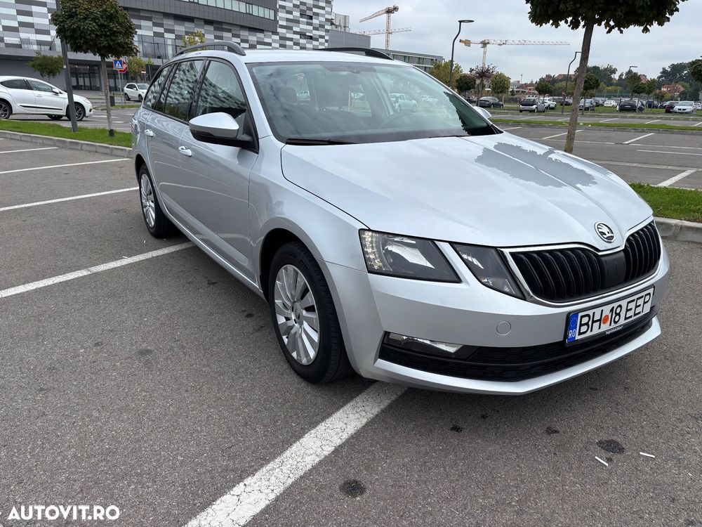 Skoda Octavia Combi Diesel 1.6 TDI Active - 8
