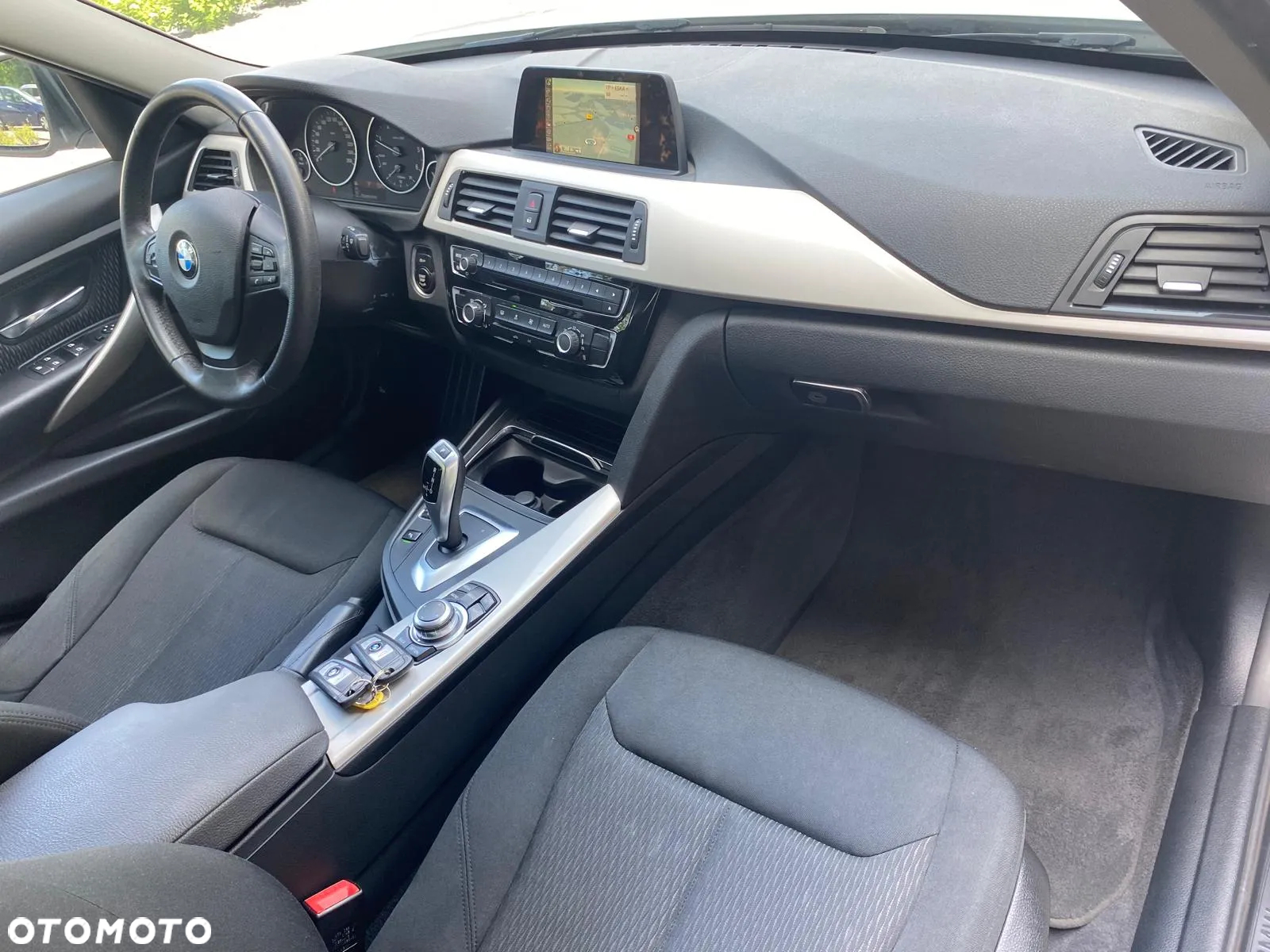 BMW Seria 3 320d Luxury Line - 31