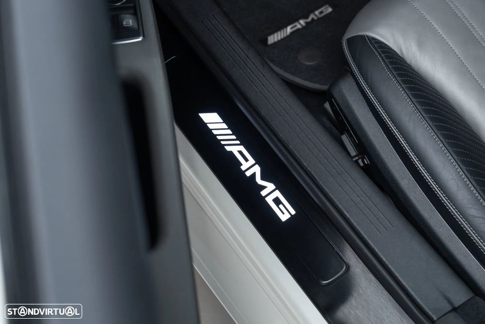 Mercedes-Benz AMG GT - 23