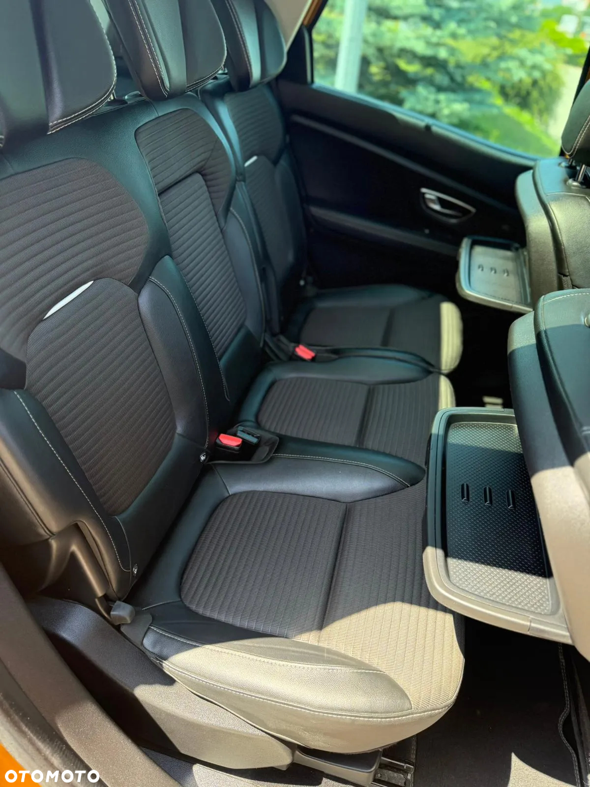 Renault Scenic ENERGY dCi 160 EDC BOSE EDITION - 12