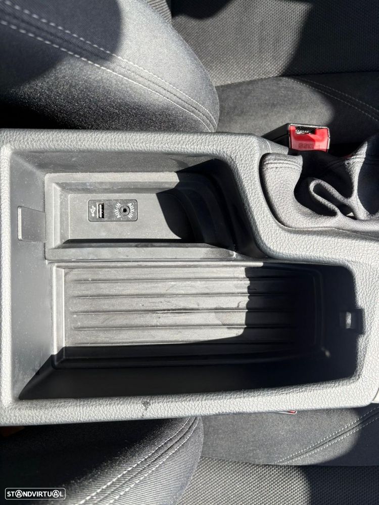 BMW 318 d Auto - 48