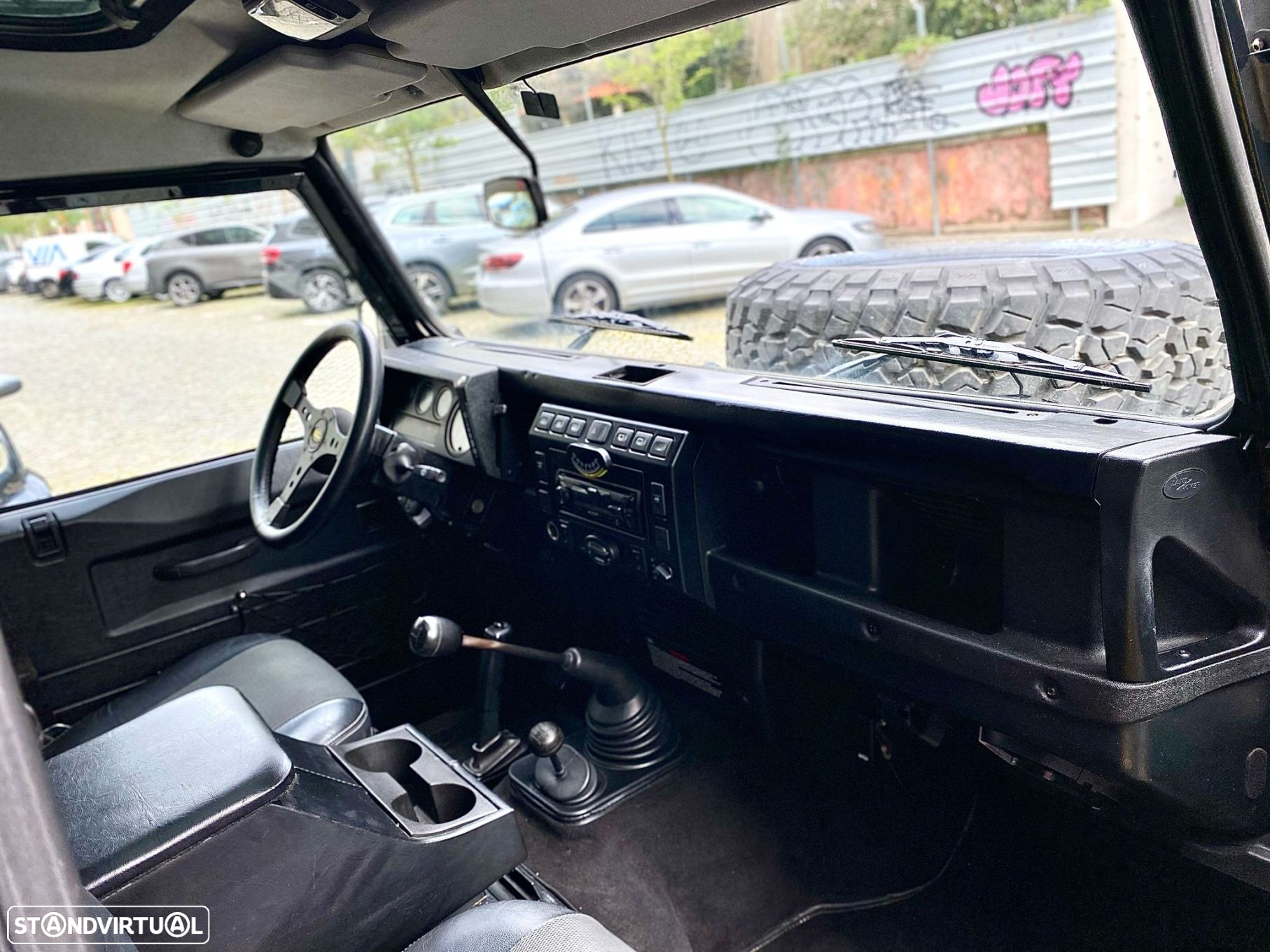 Land Rover Defender 110 2.5 TD5 Metal Top - 36