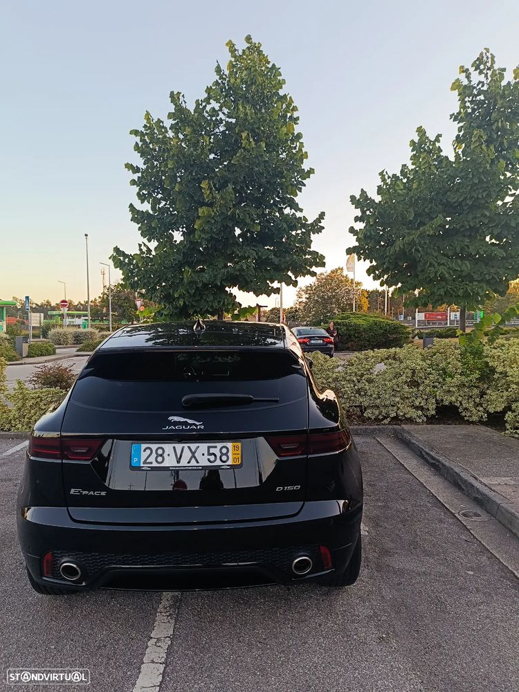 Jaguar E-Pace 2019 photo 4