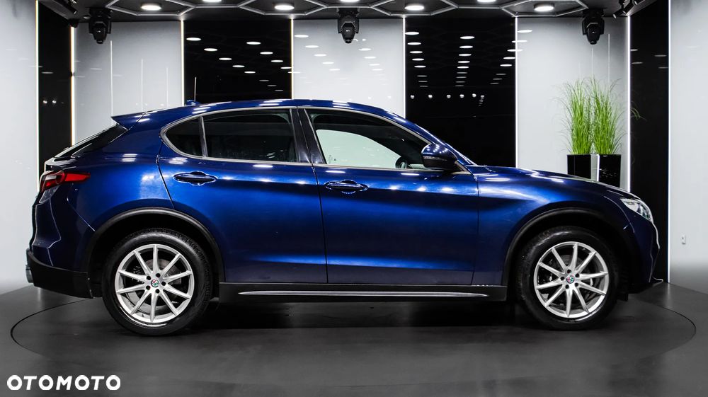 Alfa Romeo Stelvio 2.0 Turbo Executive Q4 - 8