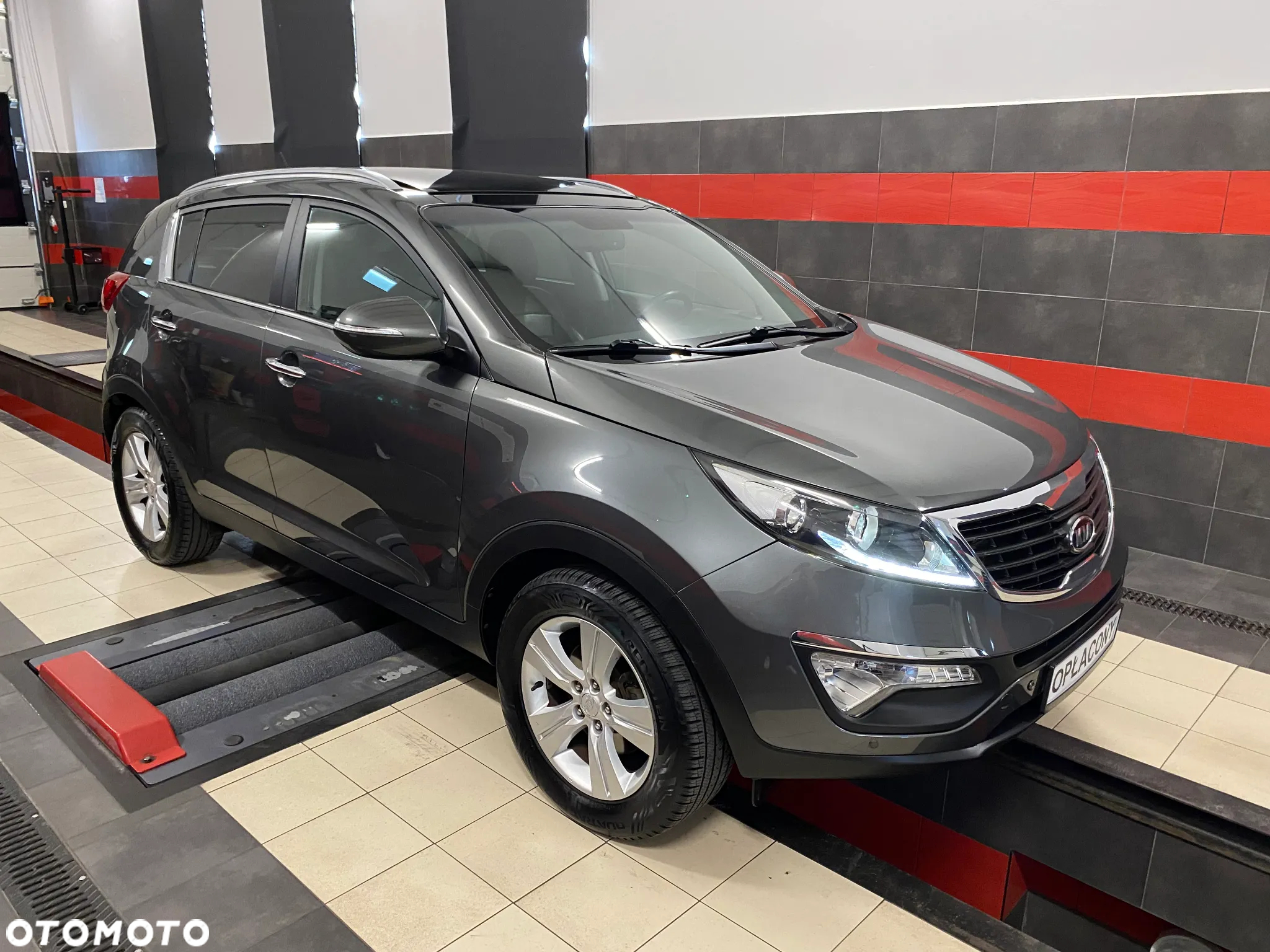 Kia Sportage 2.0 L - 6