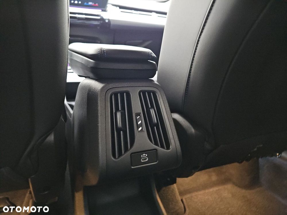 BMW X1 sDrive18d M Sport - 28