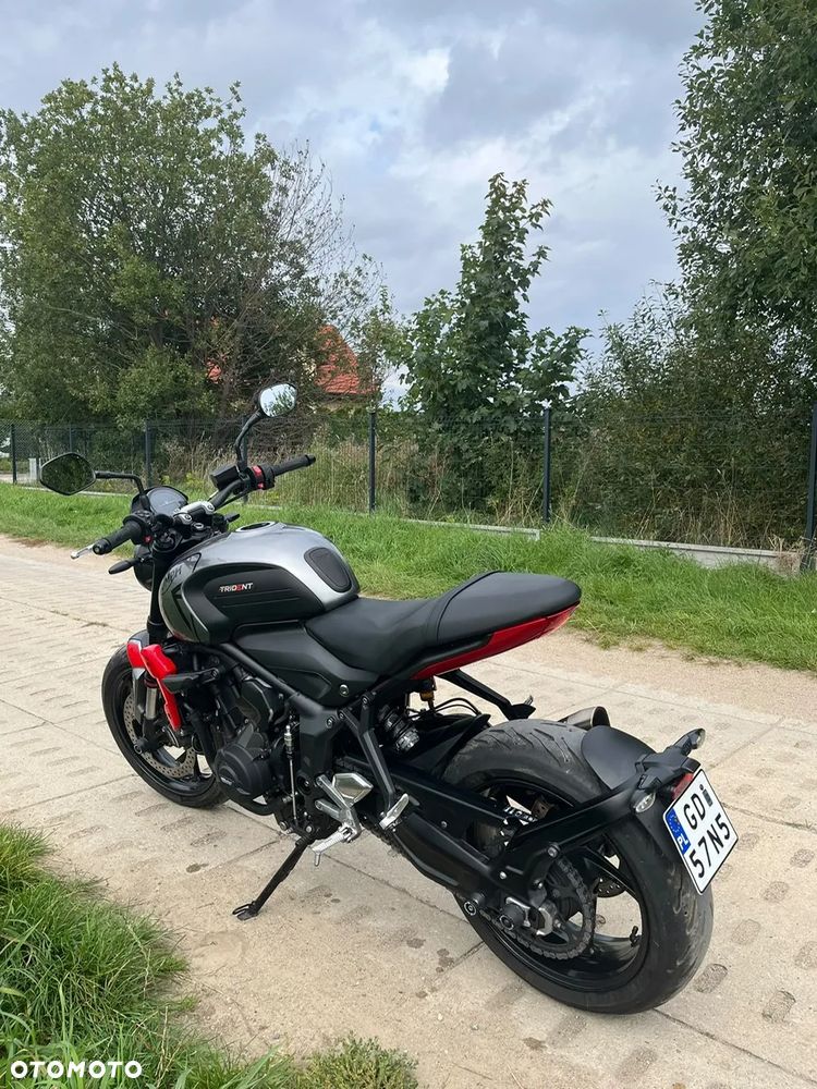 Triumph Trident - 3