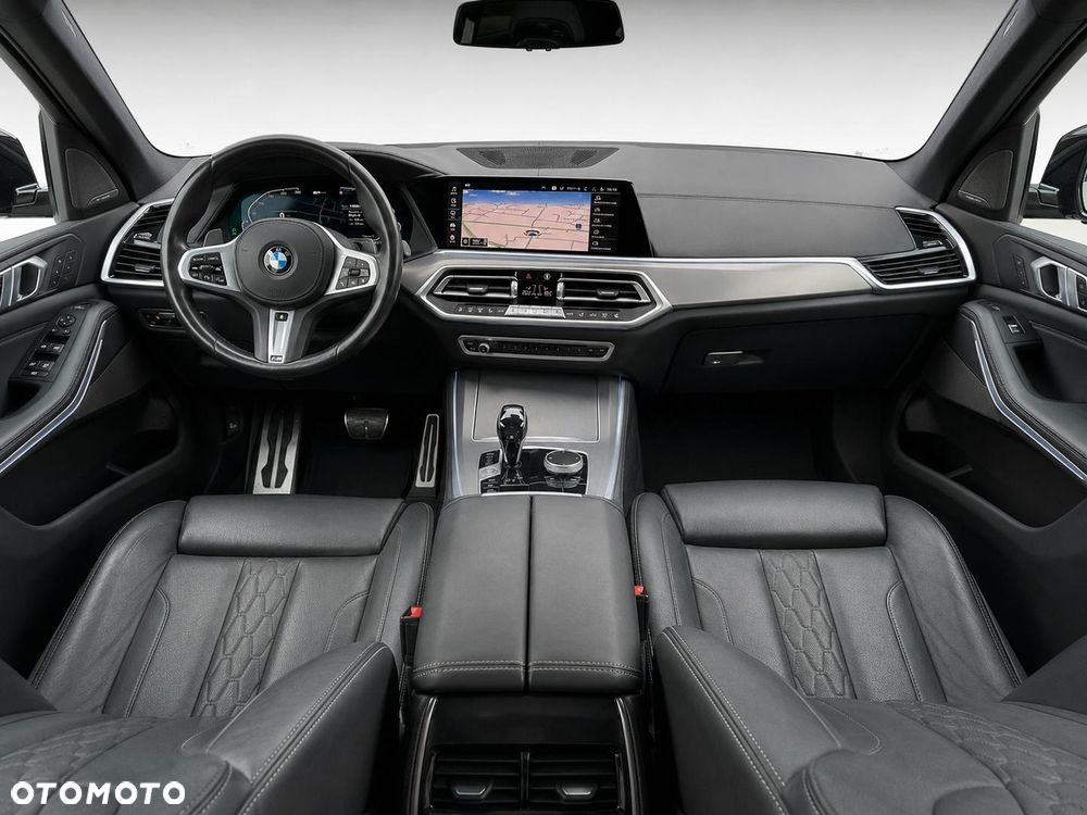 BMW X5 xDrive45e - 32