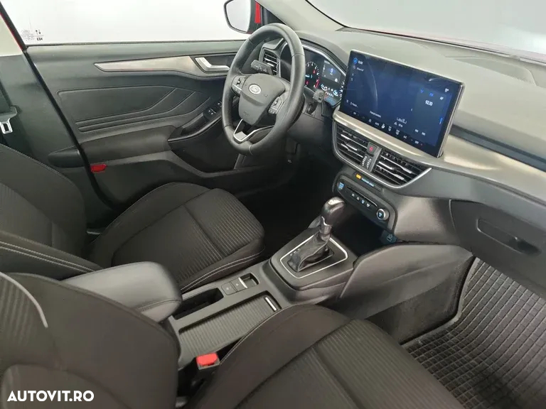 Ford Focus 1.0 EcoBoost MHEV Titanium - 9