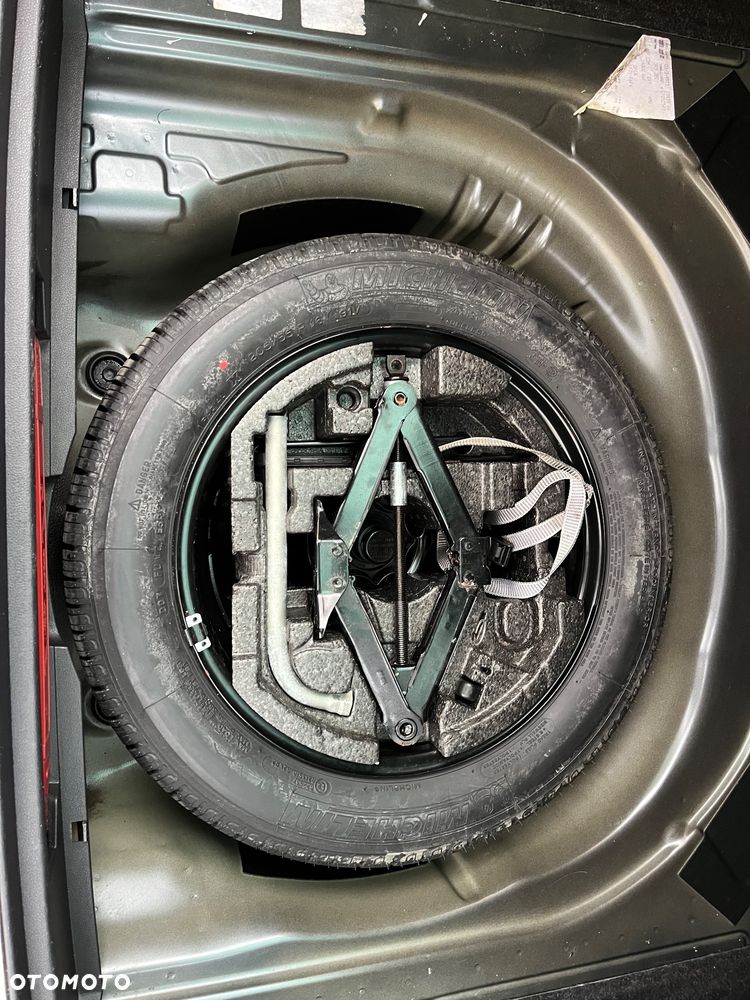 Skoda Superb 2.0 TDI DSG Ambition - 27