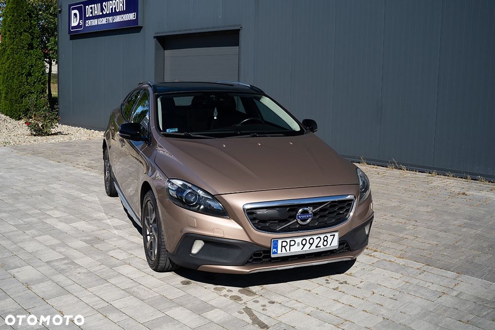 Volvo V40 Cross Country D2 Summum - 4