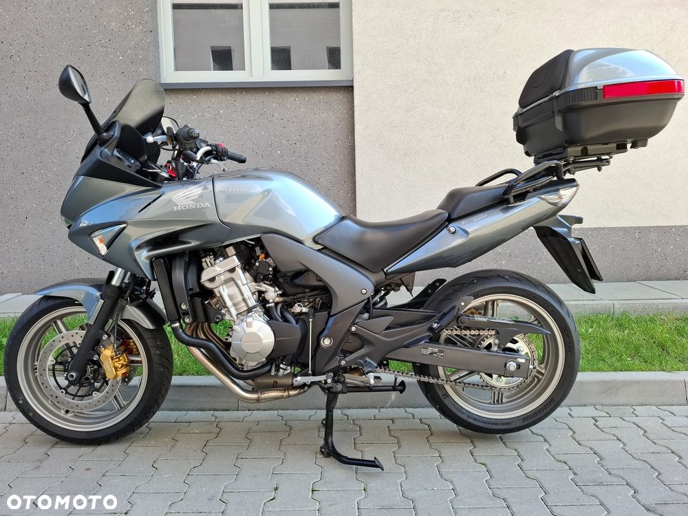 Honda CBF - 3