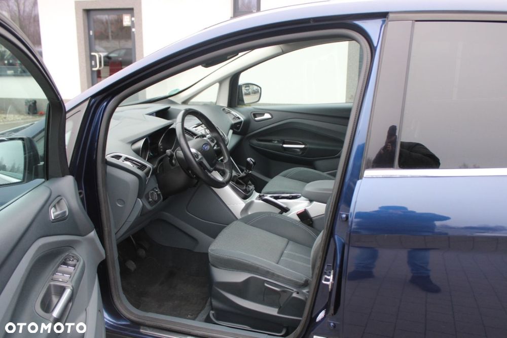 Ford C-MAX - 19