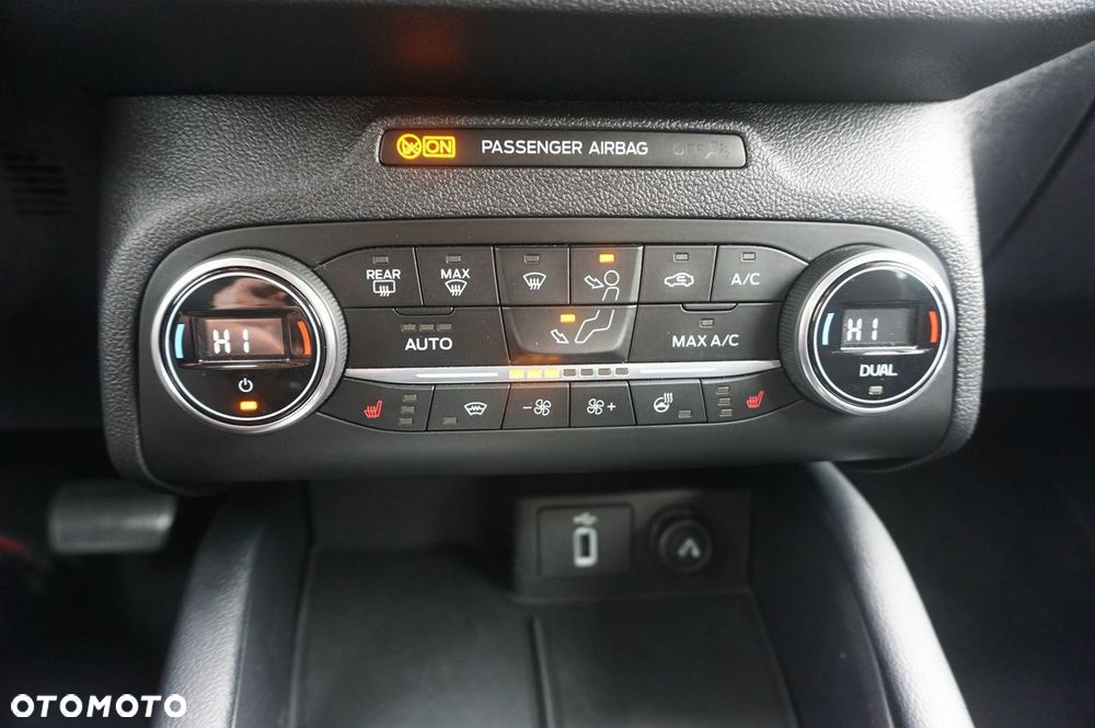 Ford Focus 1.0 EcoBoost Titanium - 7