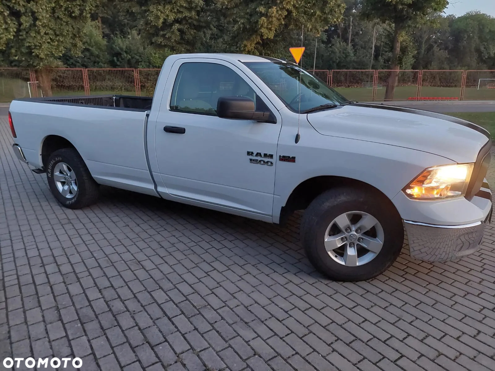 Dodge RAM 1500 5.7 4x4 - 27