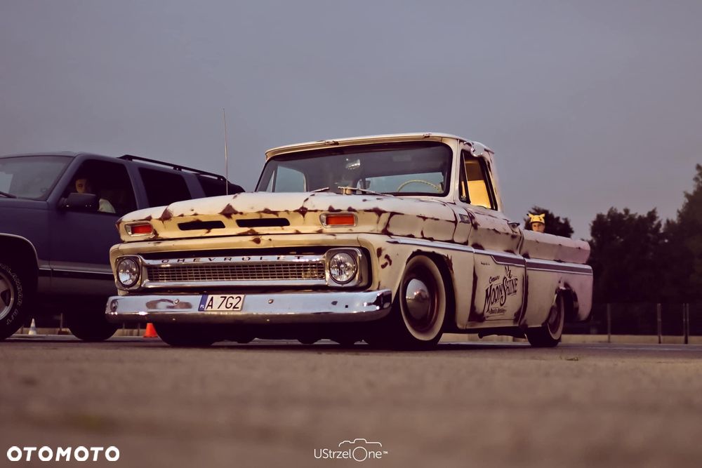 Chevrolet C-10 - 1