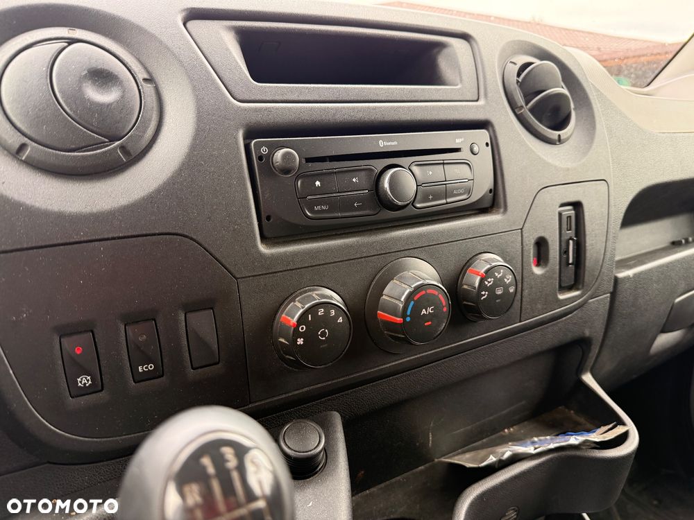 Renault Master - 18