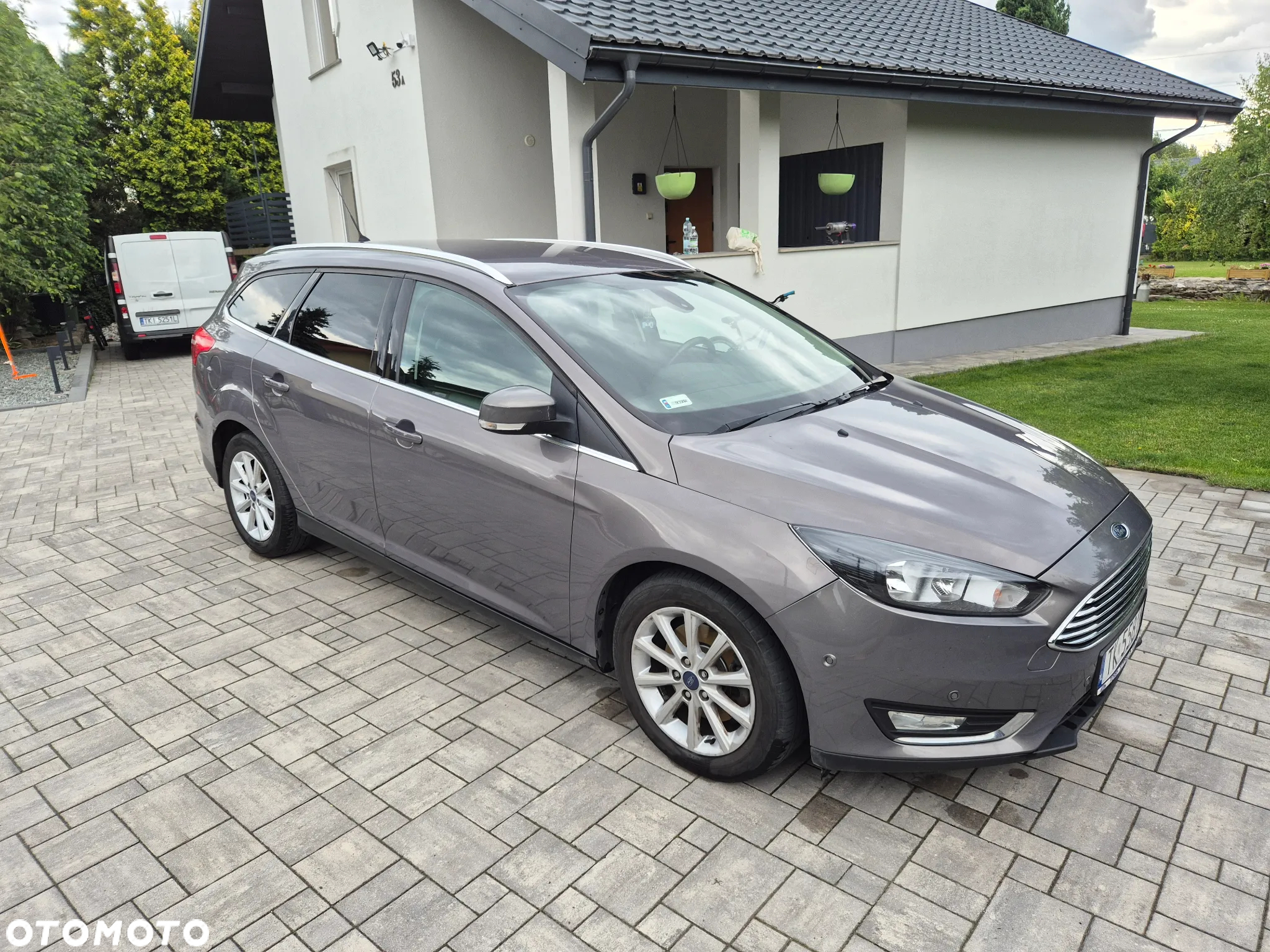Ford Focus 1.5 EcoBoost Titanium ASS - 4