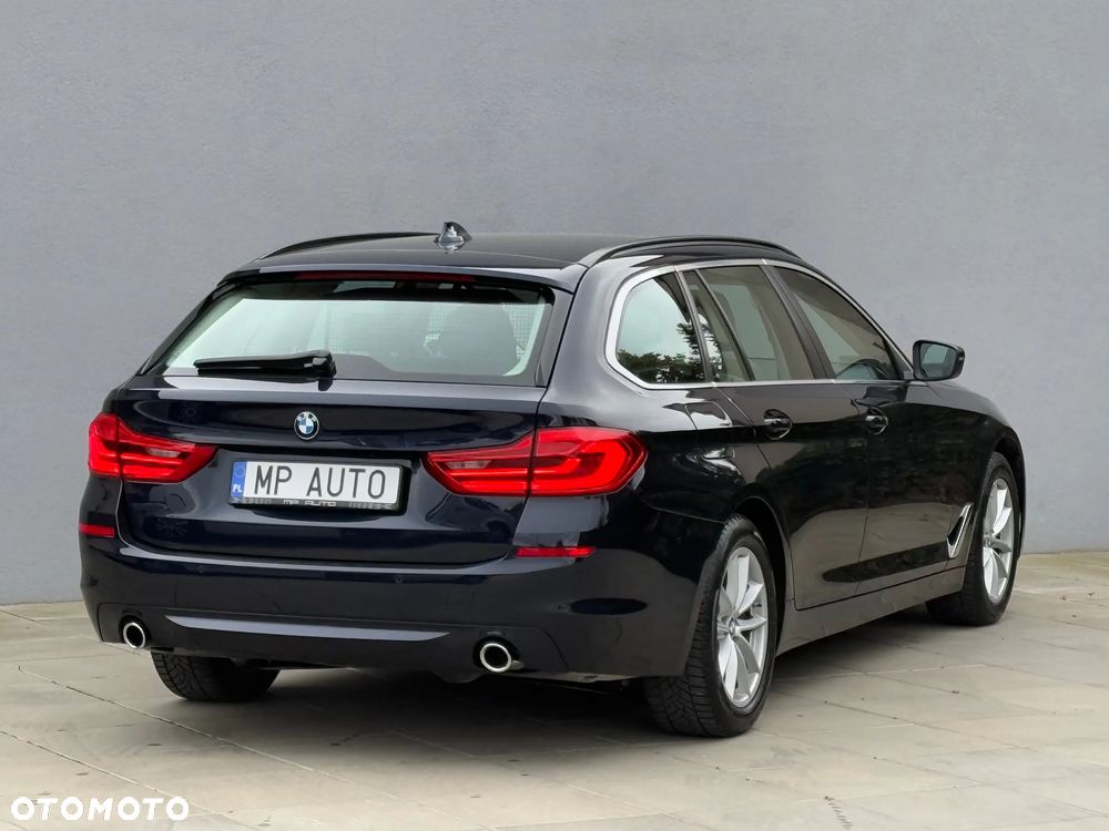 BMW Seria 5 520d - 6