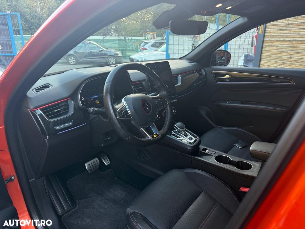 Renault Arkana E-TECH RS Line - 9