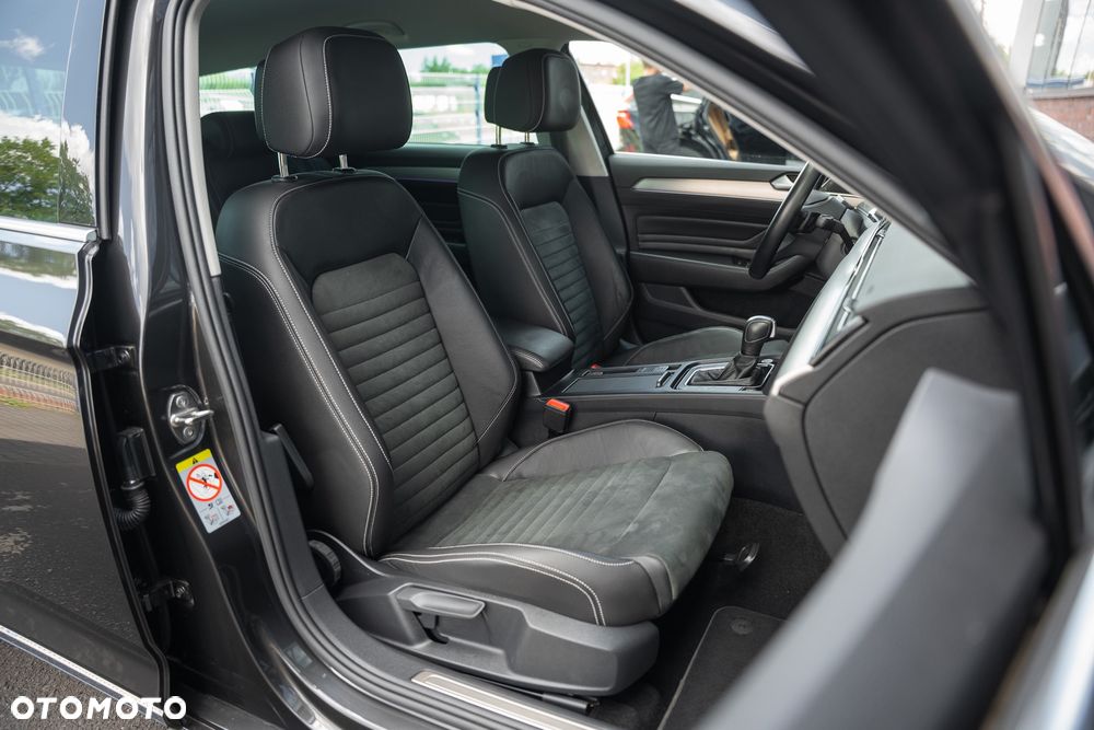 Volkswagen Passat 2.0 TDI SCR Highline DSG - 26