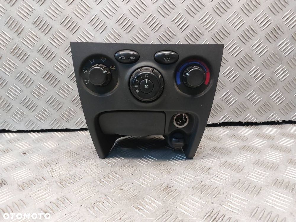 PANEL NAWIEWU KONSOLA ŚRODKOWA RAMKA HYUNDAI SANTA FE I 97250-26XXX - 1
