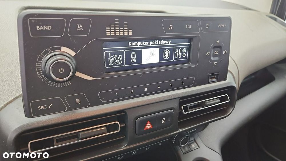Peugeot Rifter 1.5 BlueHDI Active - 17