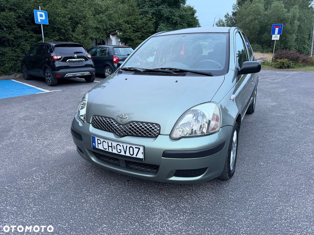 Toyota Yaris 1.0 Sol - 2
