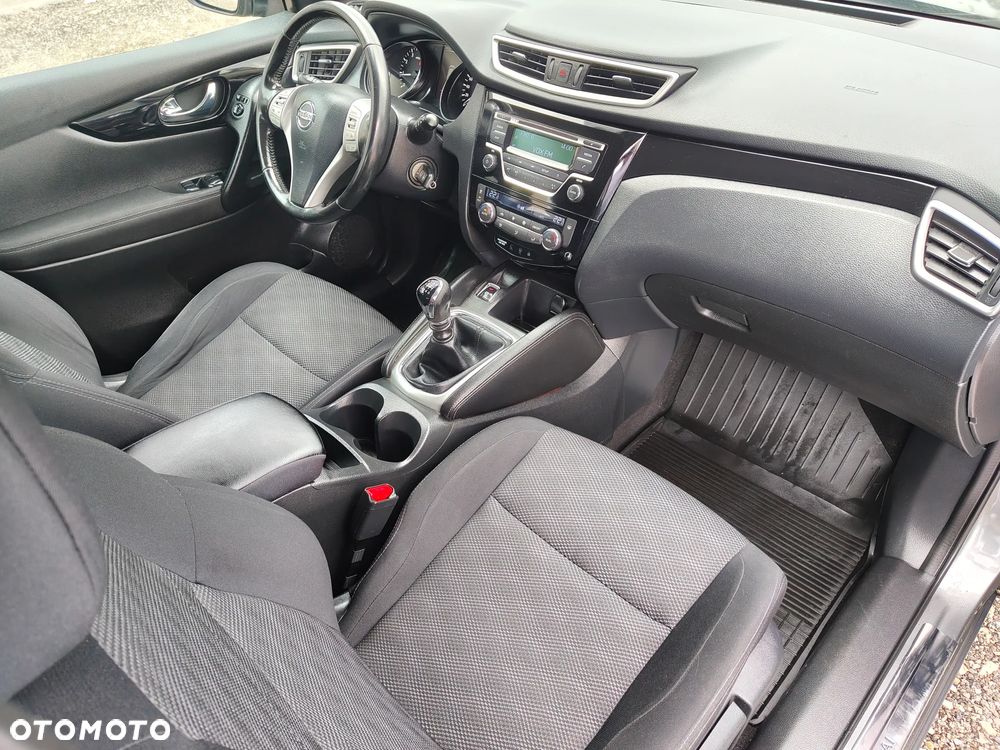 Nissan Qashqai 1.2 DIG-T Acenta EU6 - 36