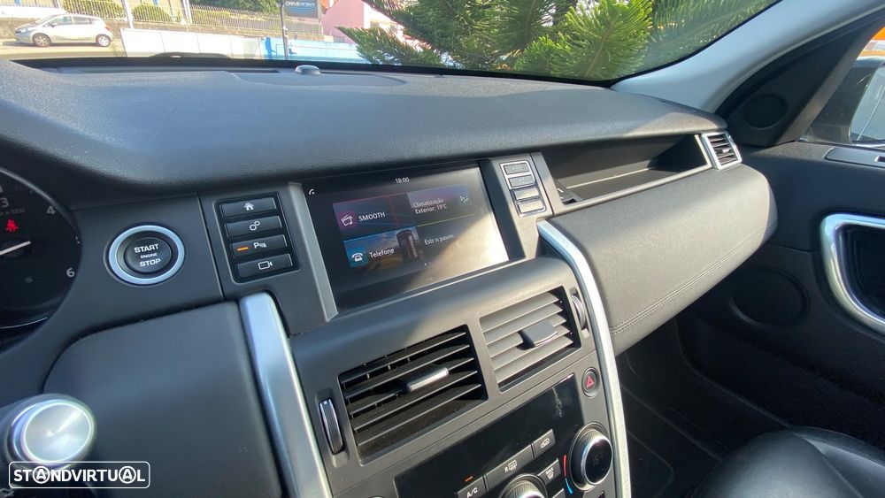 Land Rover Discovery Sport 2.0 TD4 SE - 36