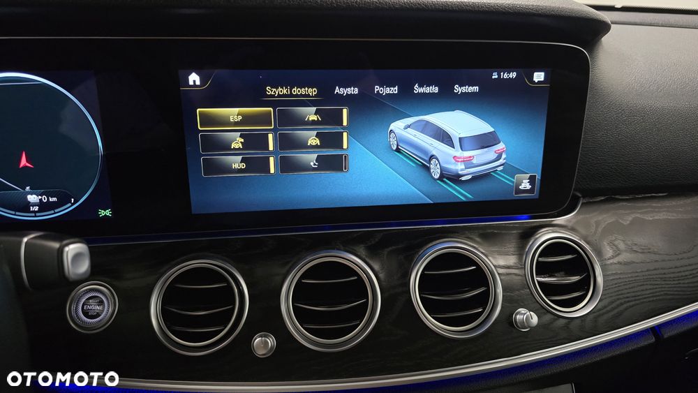 Mercedes-Benz Klasa E 300 de 4Matic T 9G-TRONIC AMG Line - 31