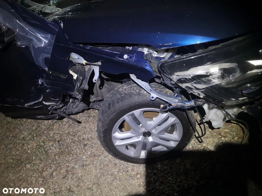Renault Megane 1.2 Energy TCe Limited - 4