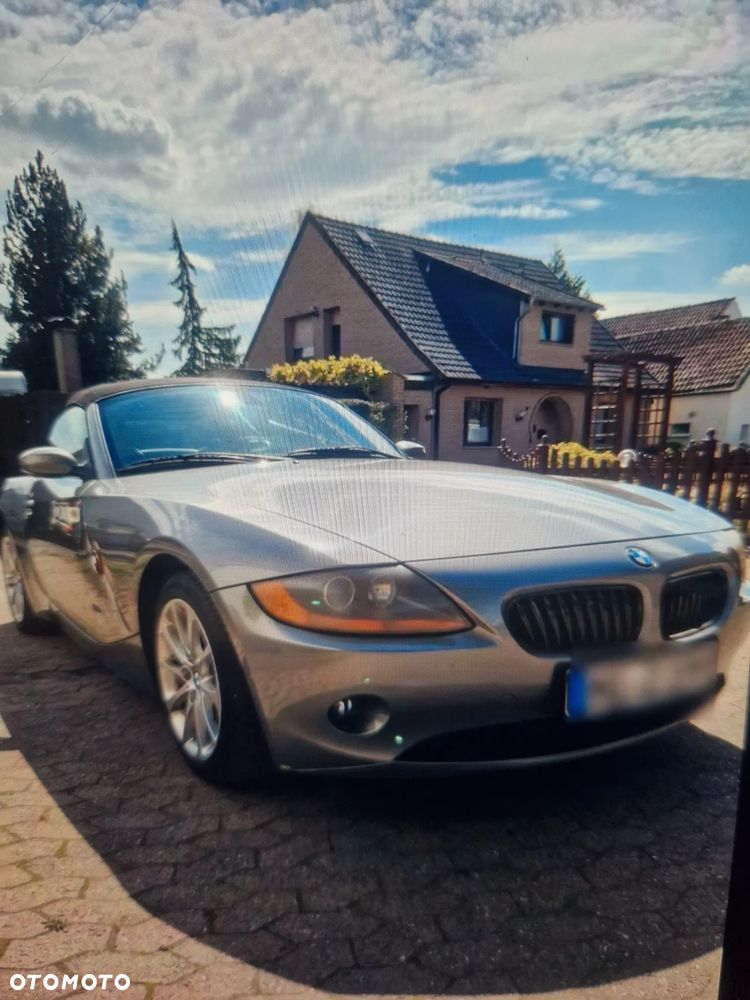 BMW Z4 2.2i - 3
