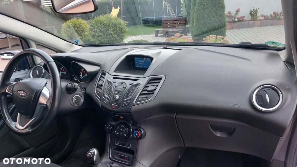 Ford Fiesta - 27