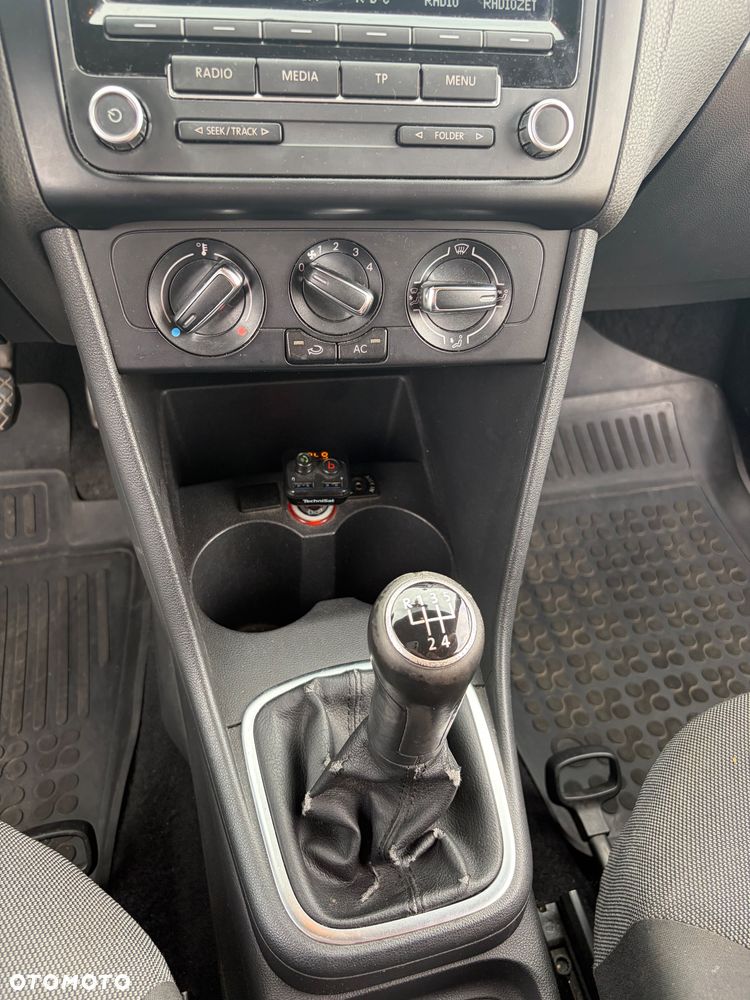 Volkswagen Polo 1.6 TDI DPF Comfortline - 12