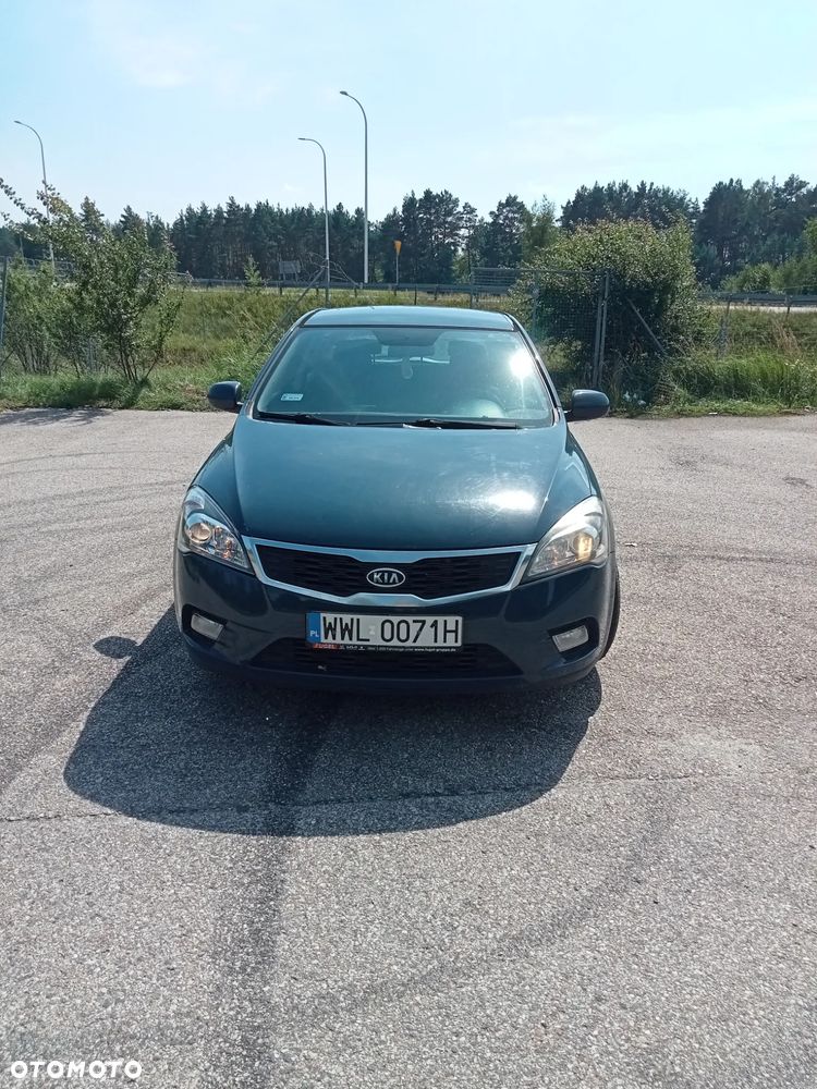 Kia Ceed 1.6 Crdi Comfort - 4