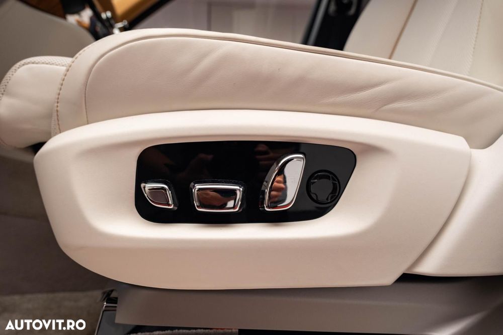 Rolls-Royce Cullinan - 25