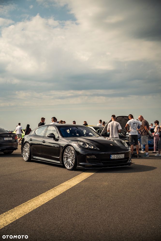 Porsche Panamera 4S - 18