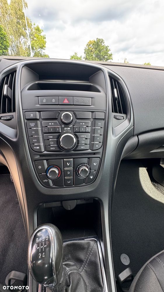 Opel Astra 1.4 Fun - 9