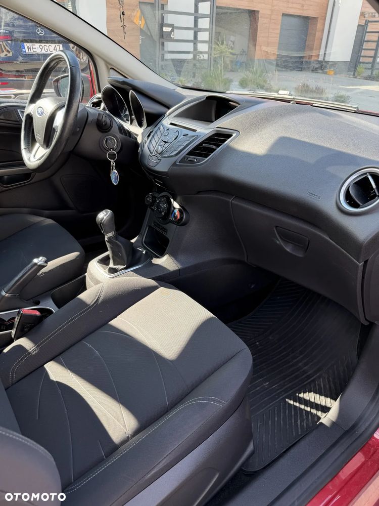 Ford Fiesta 1.4 Titanium - 27