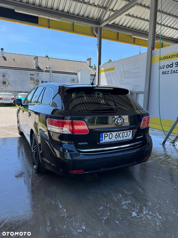 Toyota Avensis 2.2 D-4D 2010 - 6