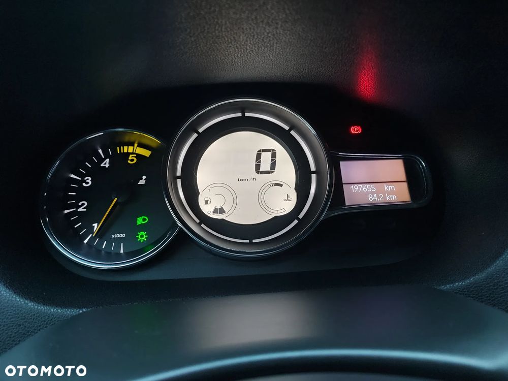 Renault Megane ver-1-6-dci-bose - 26