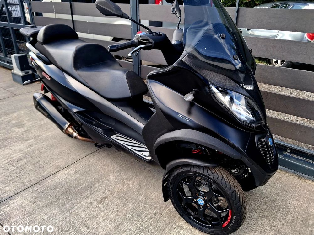 Piaggio MP-3 - 1