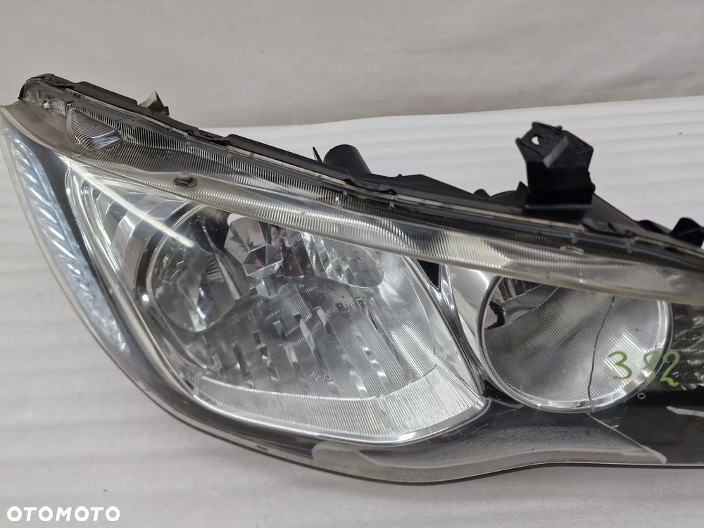 HONDA CIVIC VIII SEDAN CITY 05- PRAWA LAMPA PRZEDNIA PRZÓD , NR STANLEY P5492 , NR AUKCJI LL382 - 9