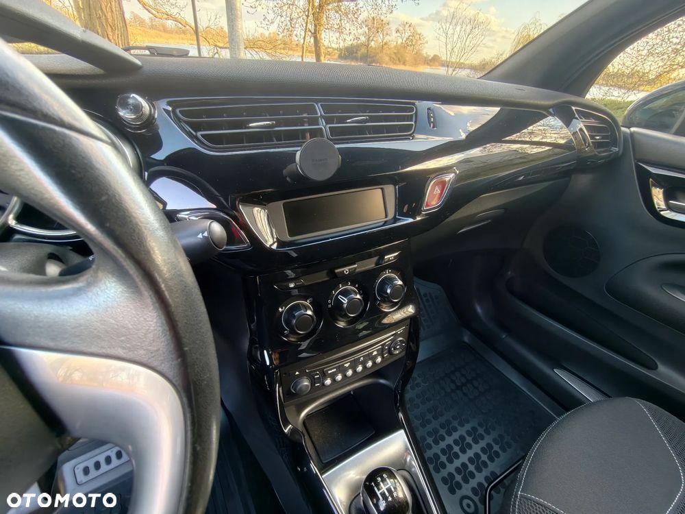 DS Automobiles DS 3 - 12