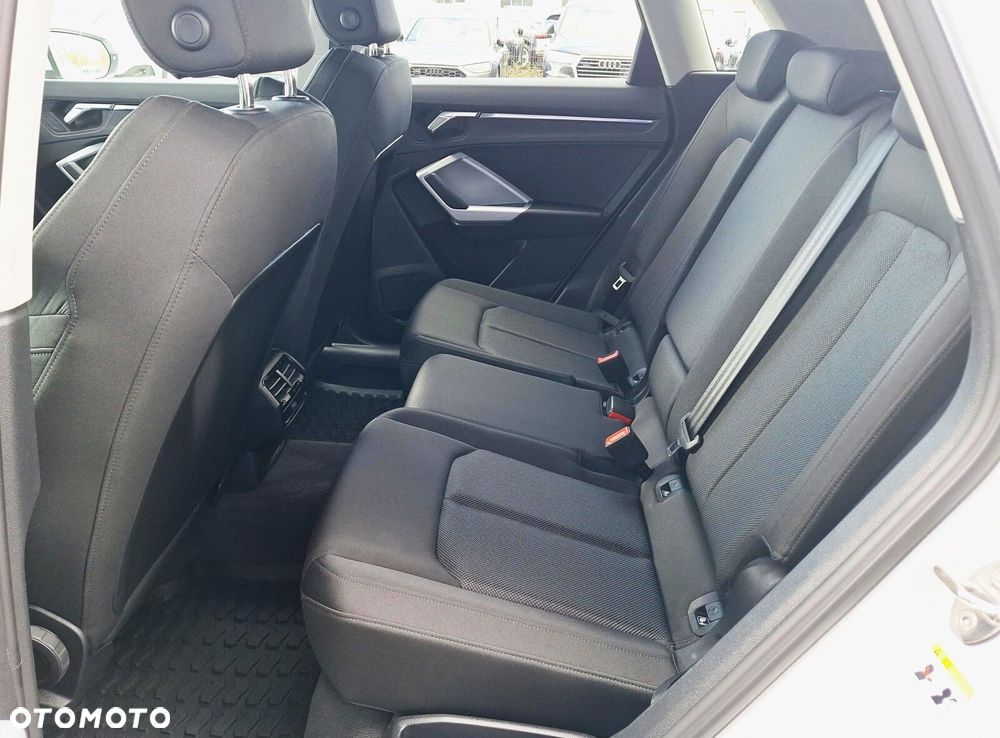Audi Q3 35 TFSI S tronic - 20